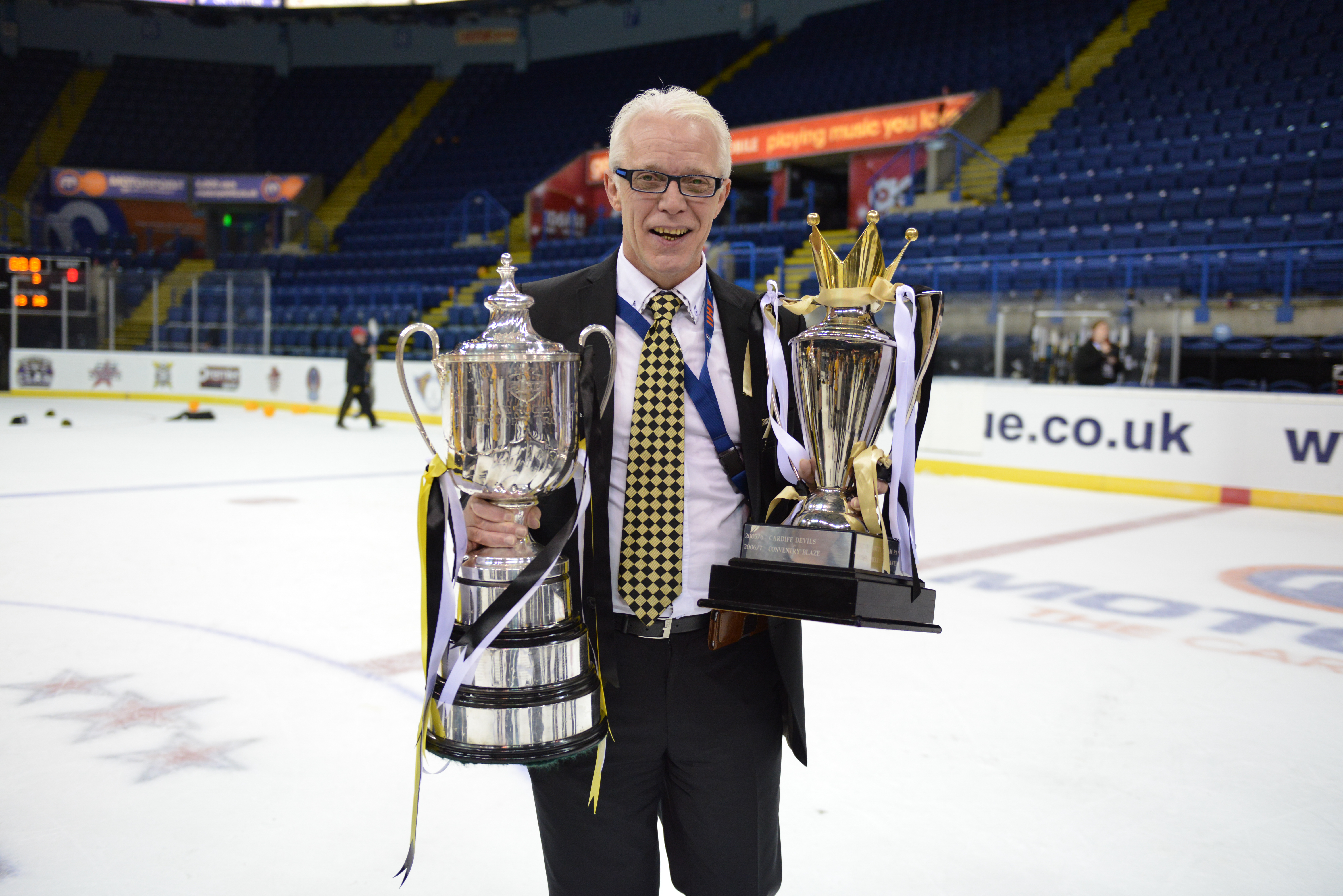 GARY MORAN INDUCTED INTO UK ICE HOCKEY HALL OF FAME Top Image