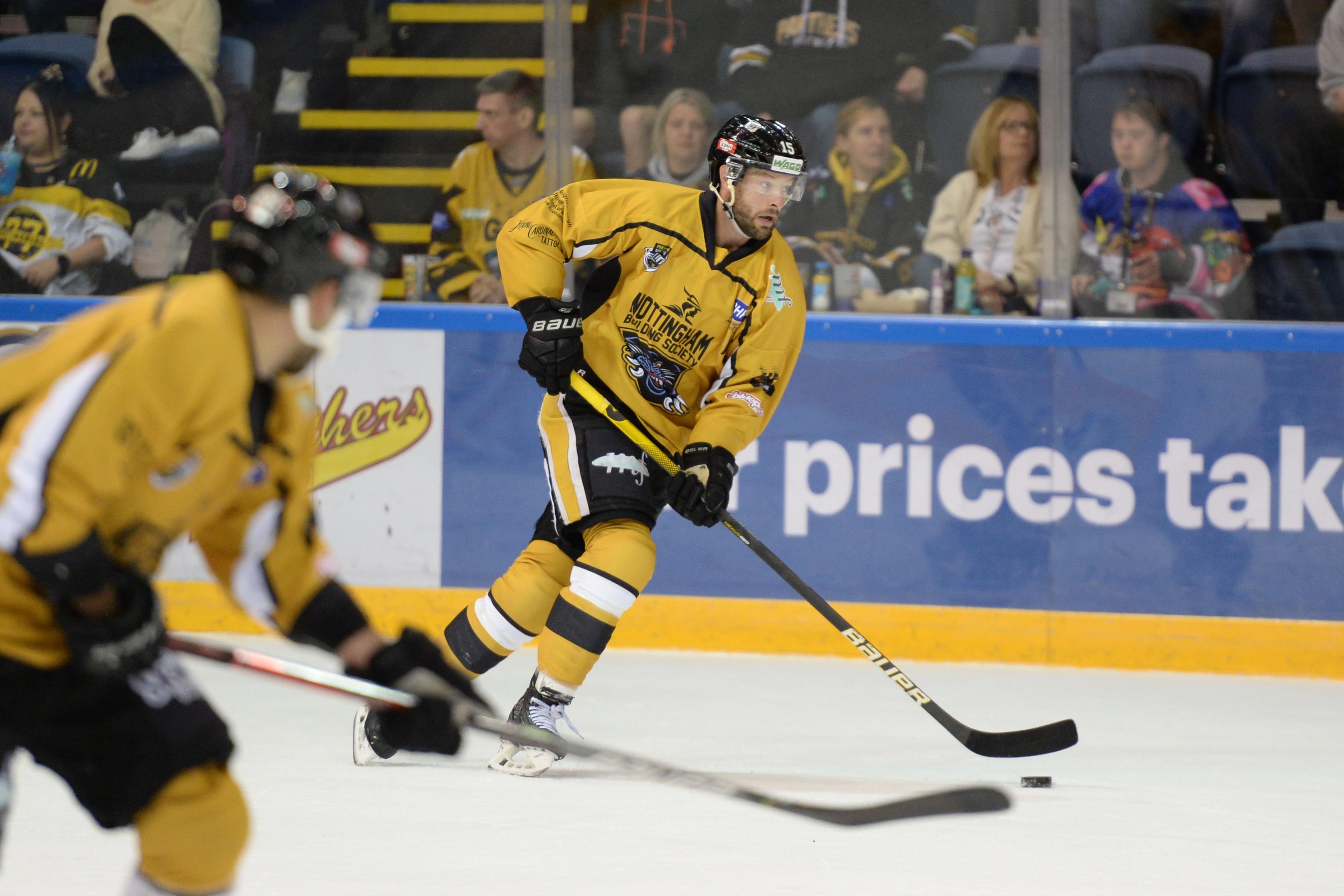 WELSH SITS DOWN TO TALK HOCKEY Top Image